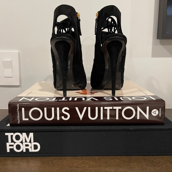 Giuseppe Zanotti Black Lace-Up Booties - Picture 3 of 4